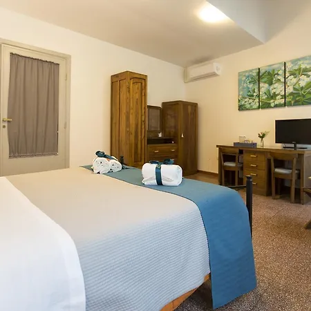Bed & Breakfast Benebenniu 2*